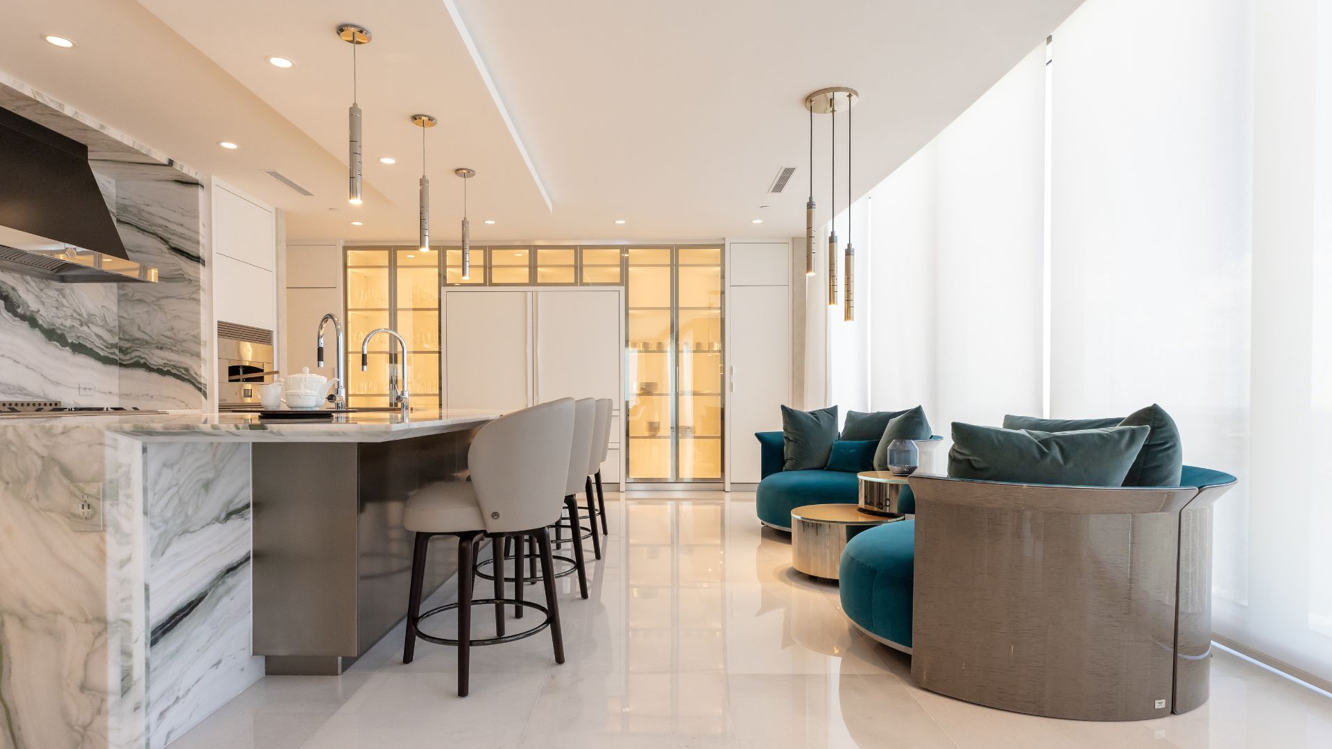 Interior Design Project by Ricardo Britto featuring Gio Pendant 