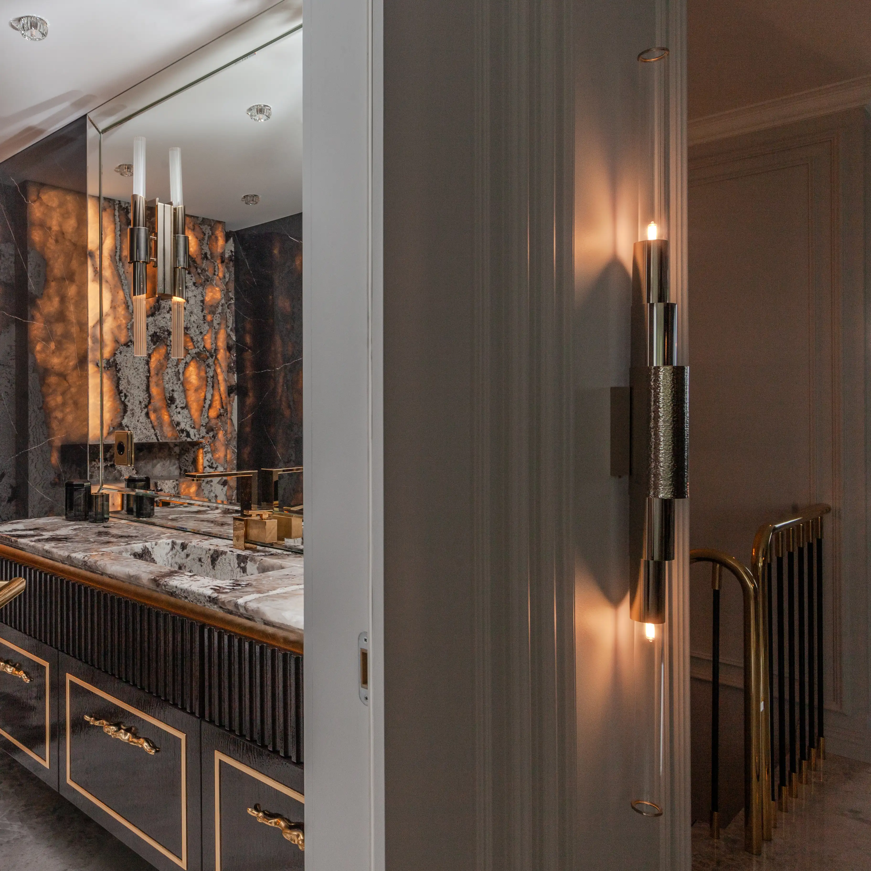 /storage/CASTRO LIGHTING METIER WALL LIGHT