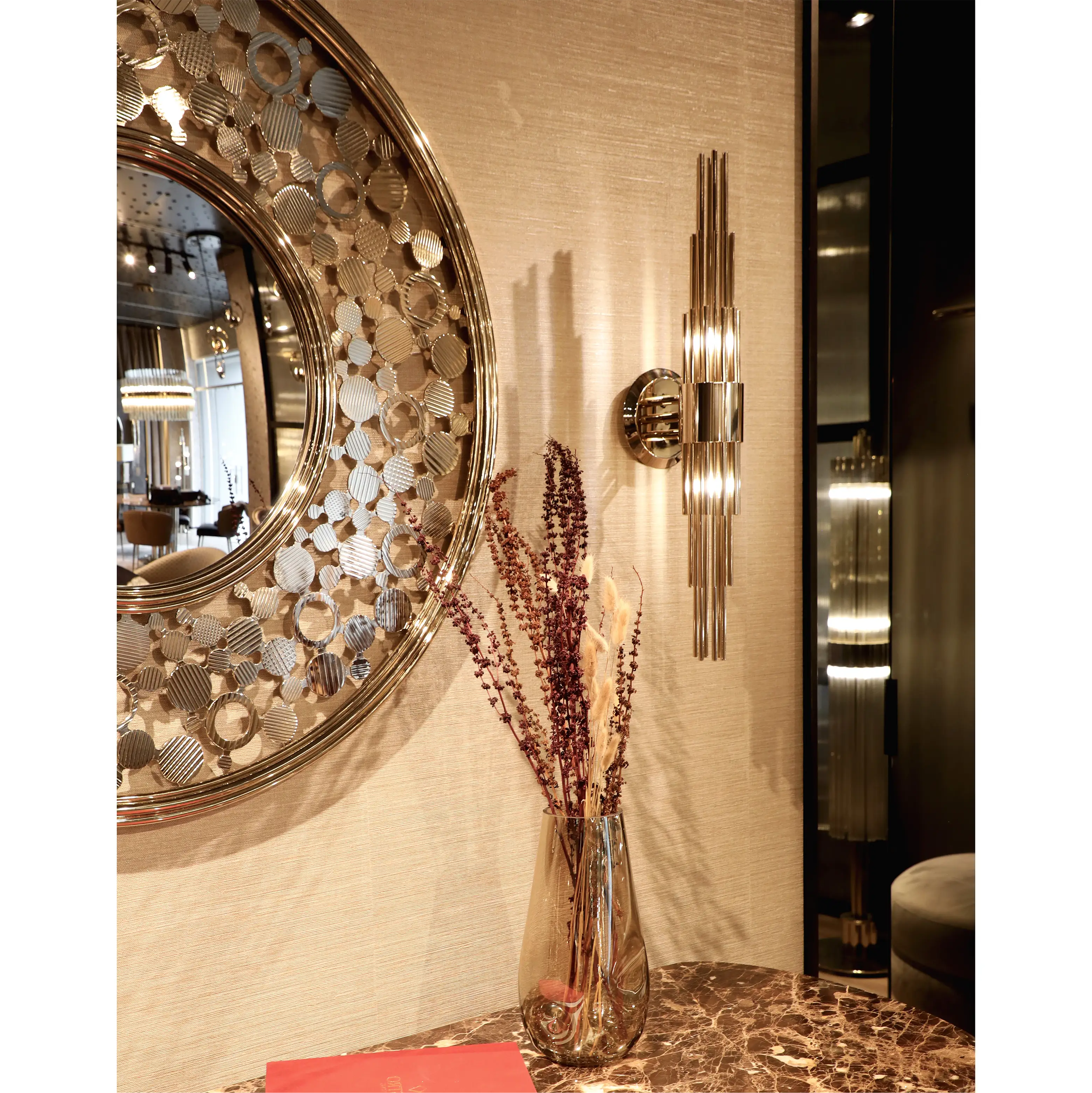 /storage/castro lighting streamline wall light