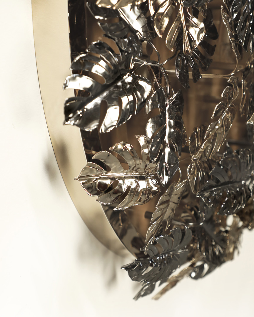 /storage/Luxury brass Rainforest Round Wall Light with gold-plated brass leaves and clear crystal glass details, featuring raindrop and butterfly motifs for refined modern interiors.