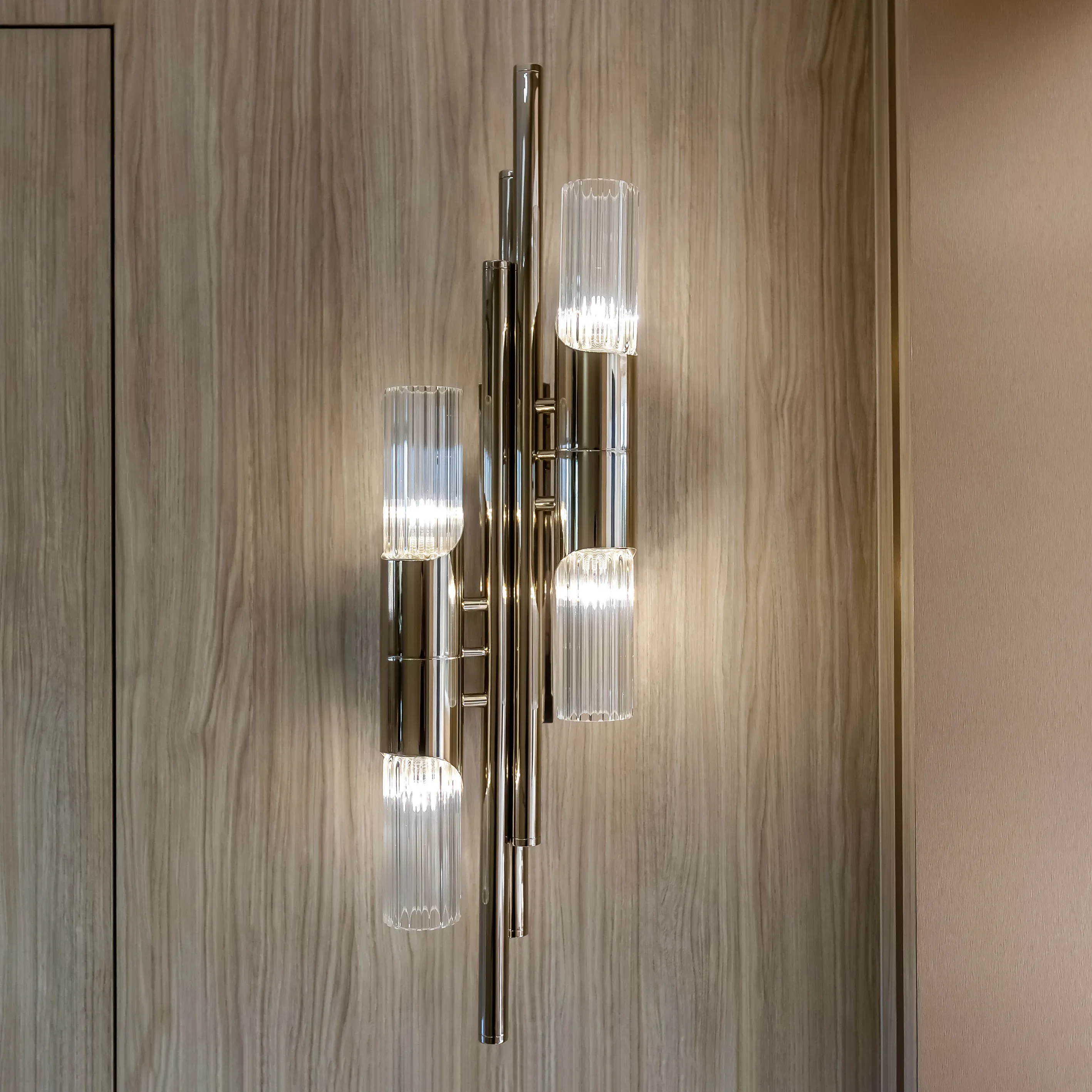 /storage/castro-lighting-byron-wall-light-luxury-brass-SCONCE