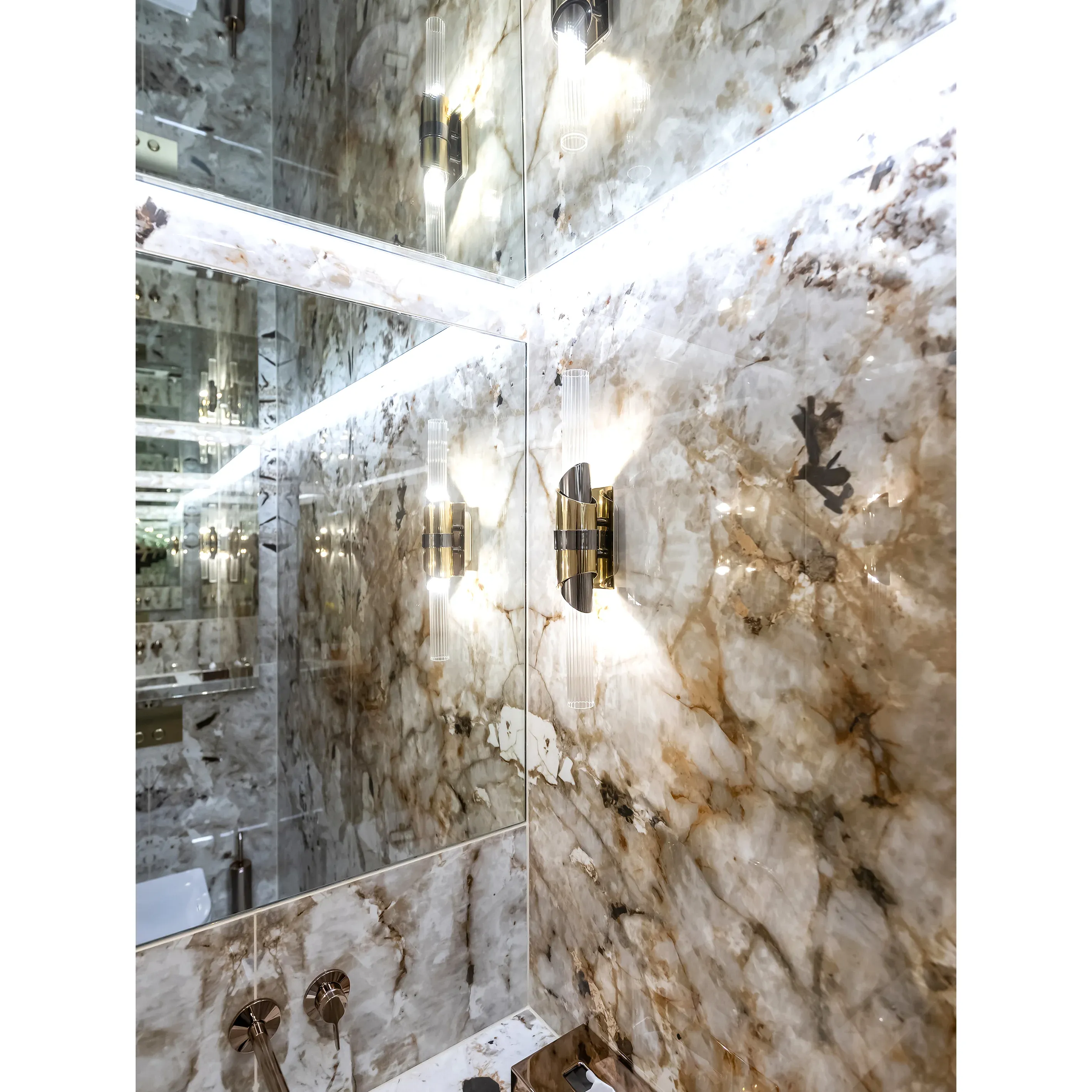 /storage/Castro Lighting Cle de Maison Beauty Empire London Project Byron Wall Light Flow Chandelier Turbine Wall Light  (16)
