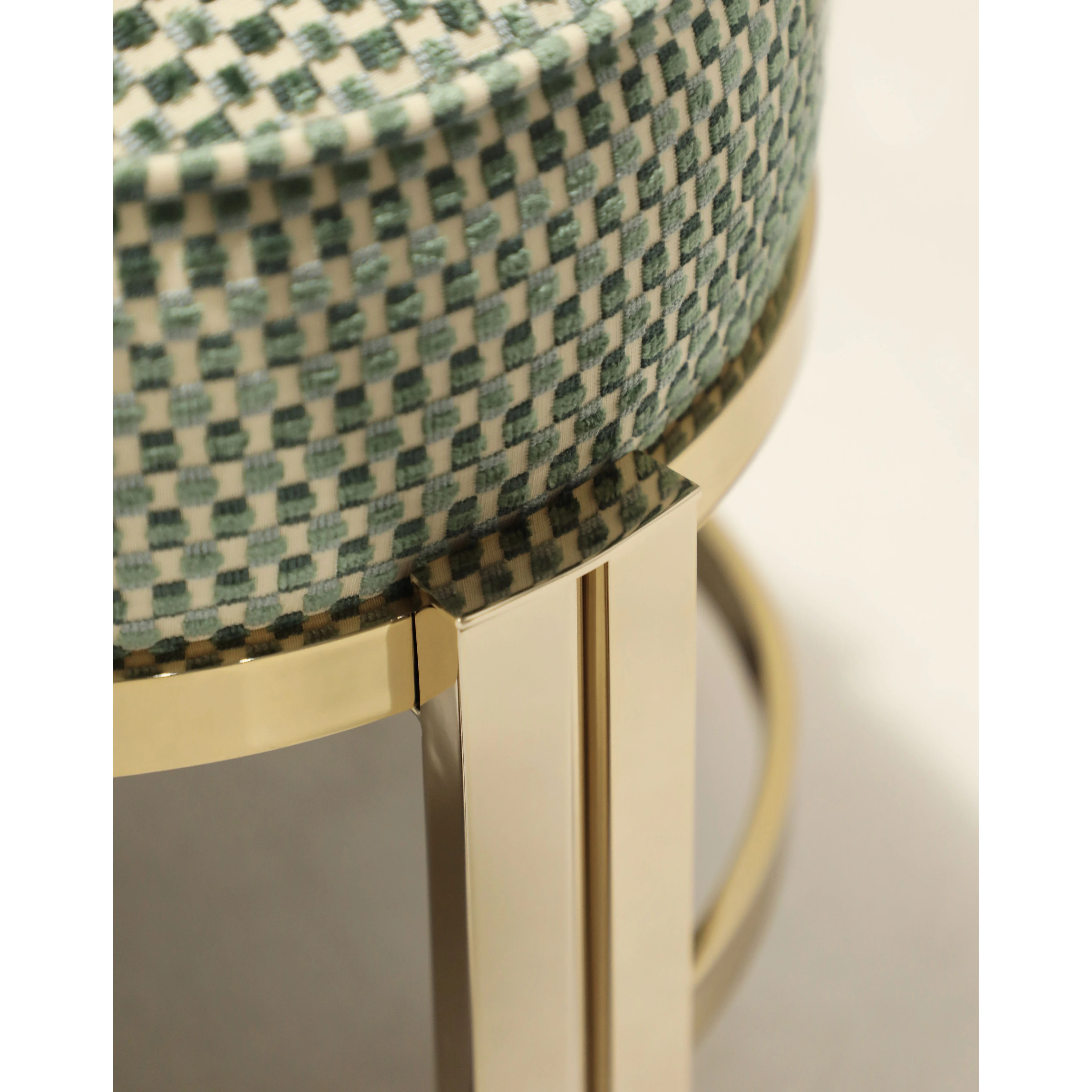 /storage/MARIE BENCH CASTRO INTERIORS