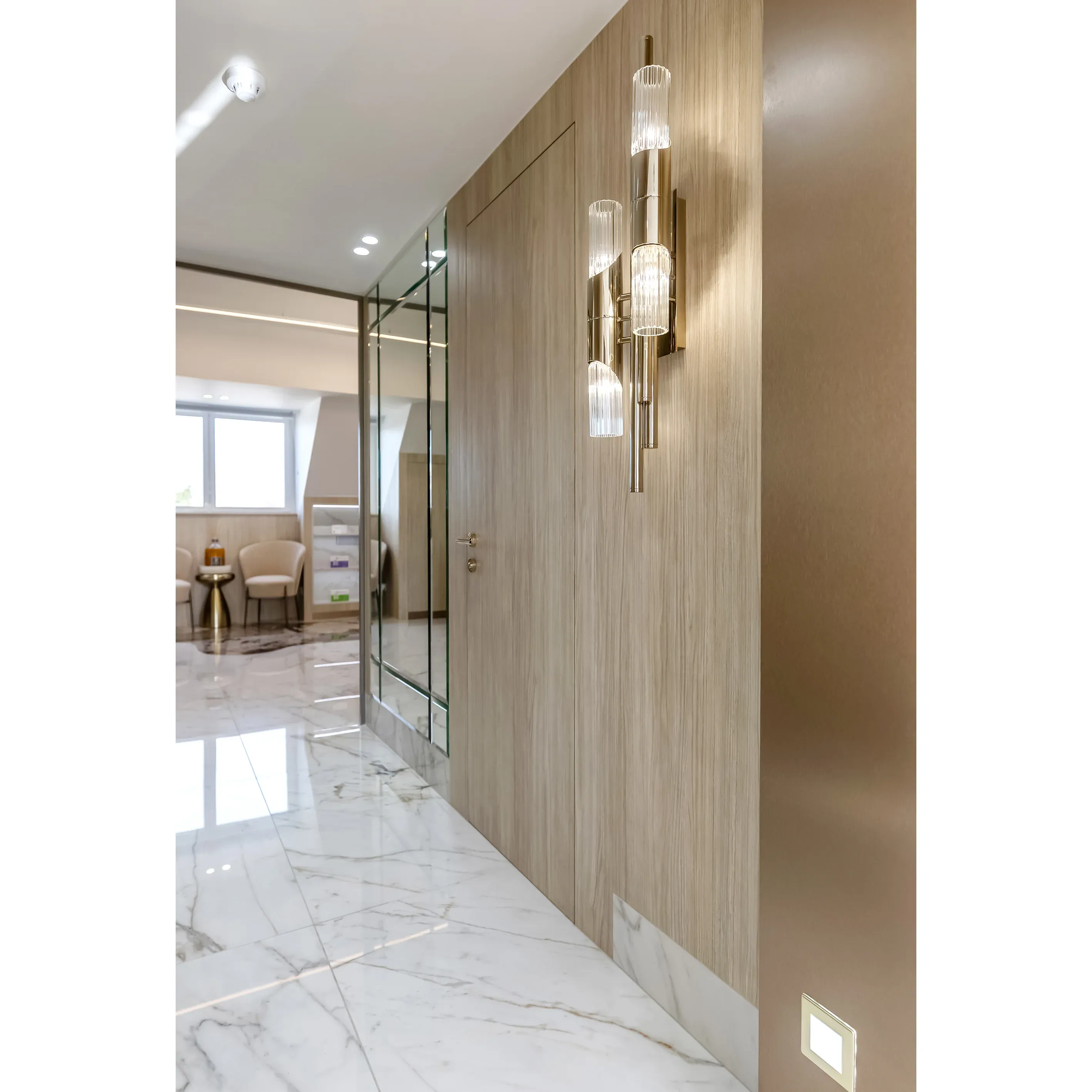/storage/castro-lighting-byron-wall-light-luxury-brass-SCONCE