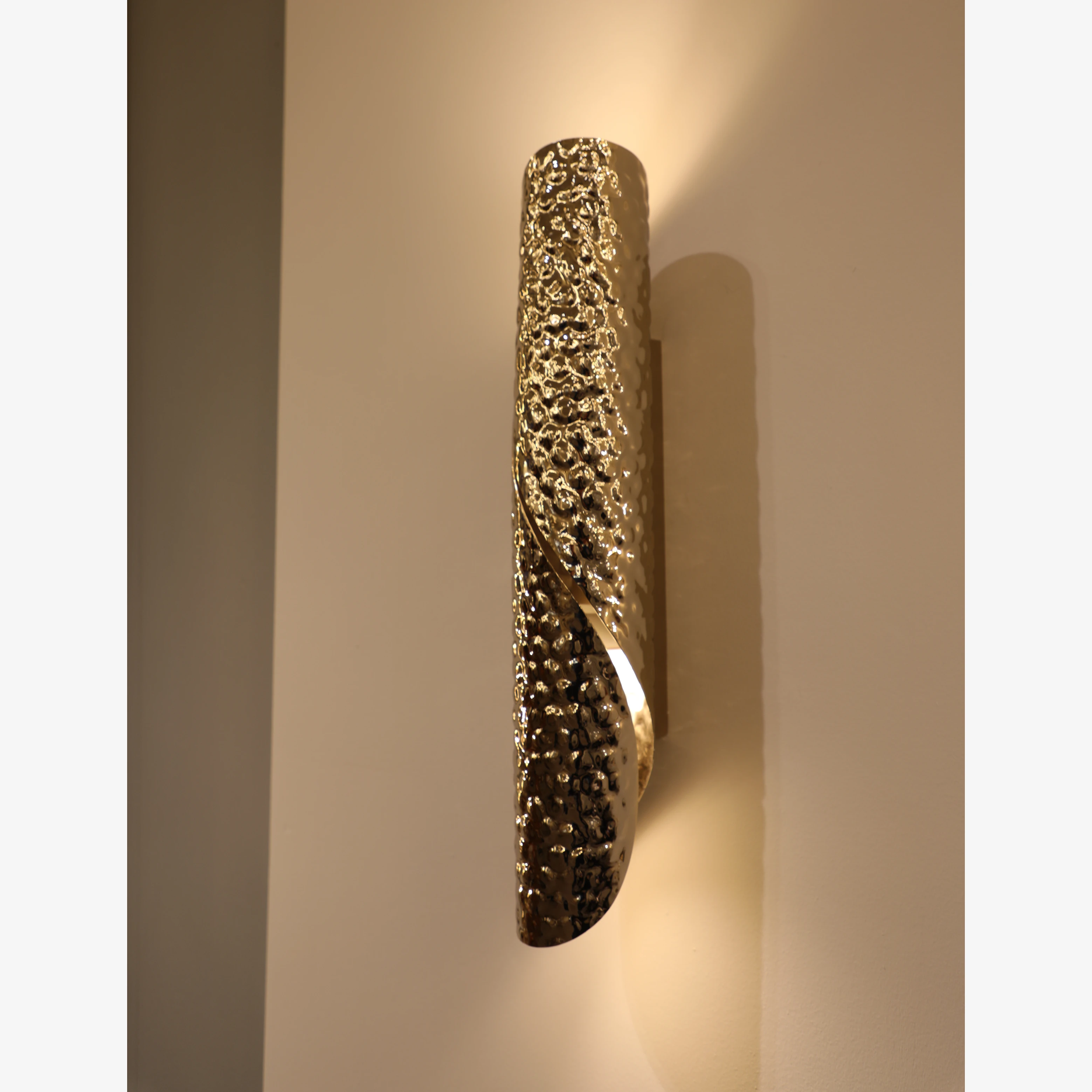 /storage/elven wall light