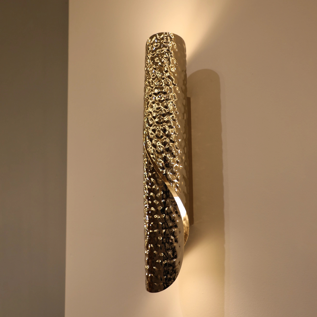 /storage/elven wall light