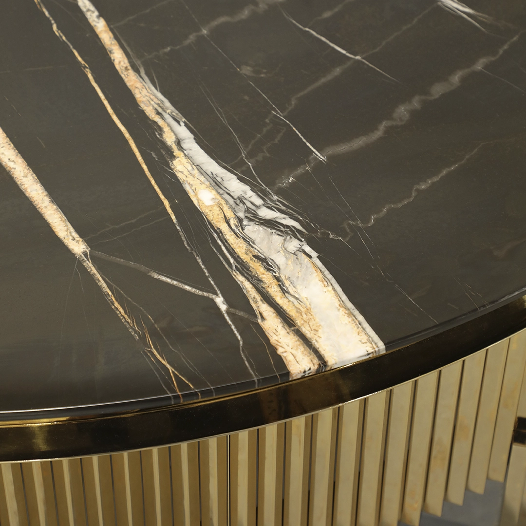/storage/Luxury center table with polished brass, clear glass, and black lacquered wood, inspired by the elegance of the Tiffany diamond.