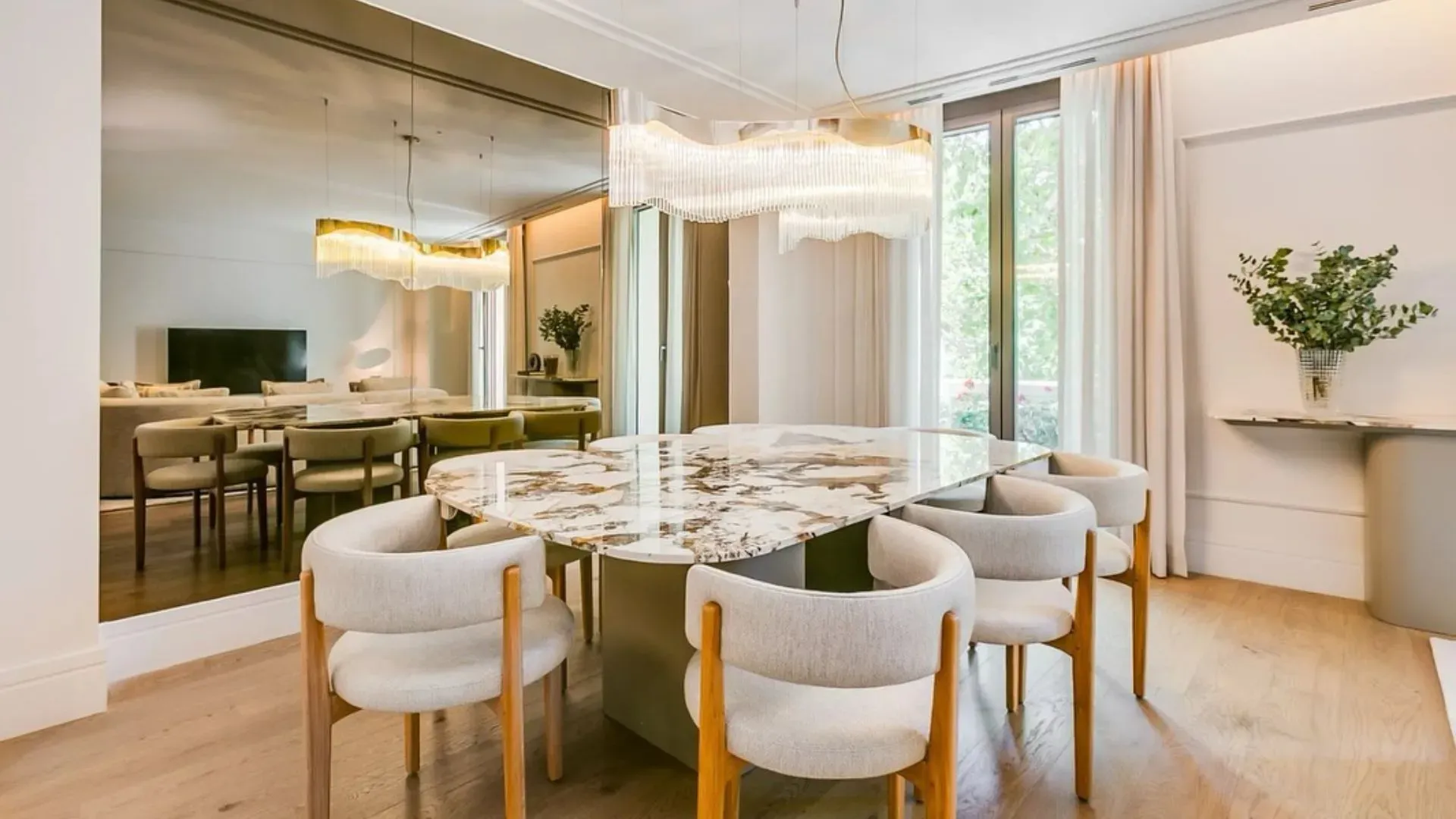 /storage/Bellhatria Real Estate luxury agency founded by Georgina Rodríguez in Madrid.