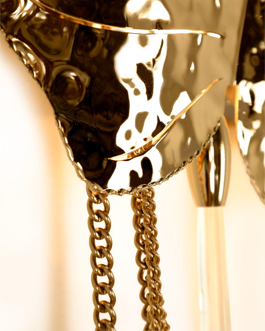 /storage/Luxury brass Rainforest Wall Light with gold-plated brass and hand-applied clear crystal glass, adorned with raindrops and butterflies for refined elegance.