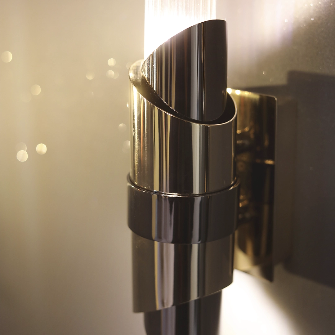/storage/Luxury brass Turbine Wall Light with gold-plated and nickel accents, featuring a refined glass bulb that merges modern innovation with sophisticated craftsmanship.