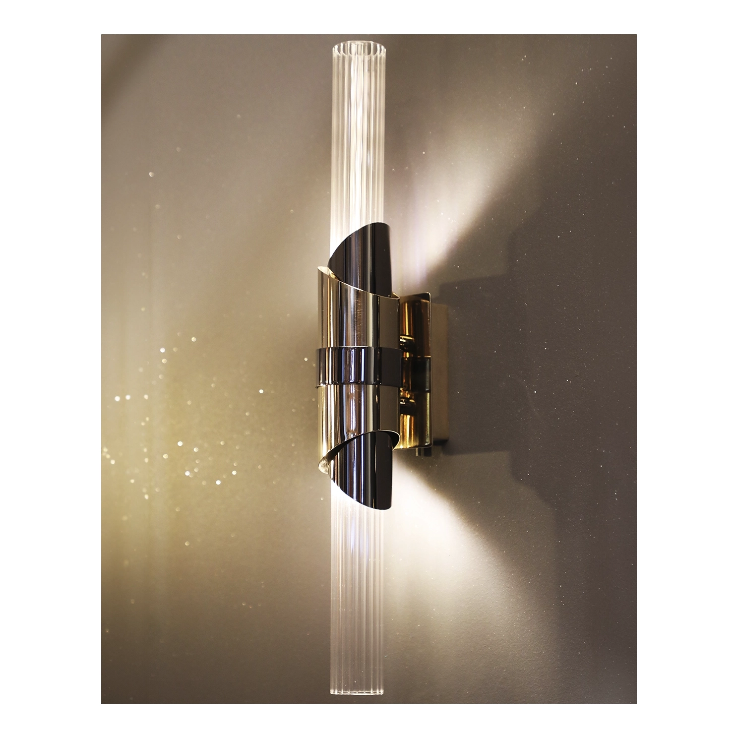 /storage/Luxury brass Turbine Wall Light with gold-plated and nickel accents, featuring a refined glass bulb that merges modern innovation with sophisticated craftsmanship.