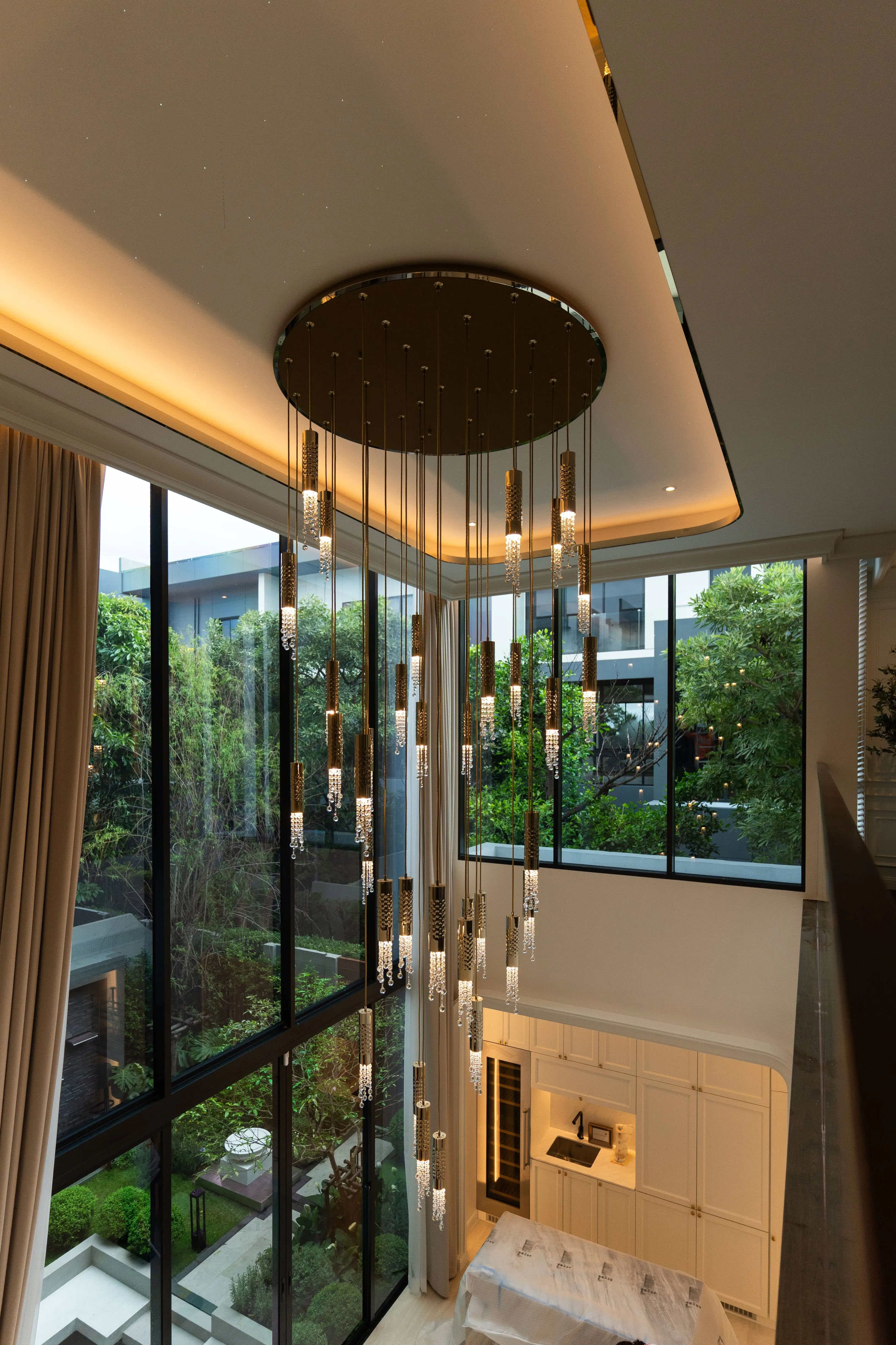 /storage/20 Designer Chandelier Styles Defining Luxury Interiors