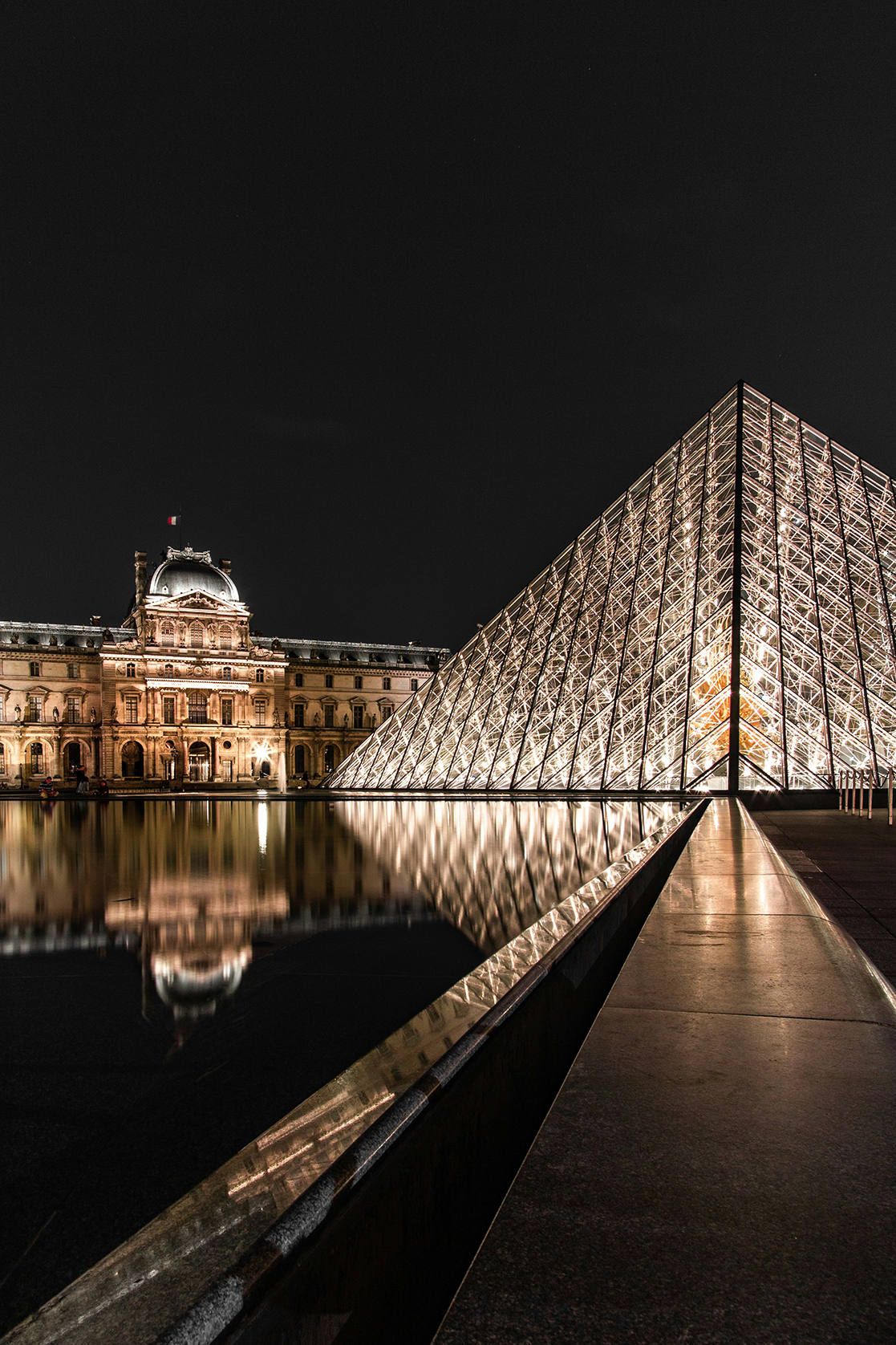 Paris architecture, different, modern and traditional